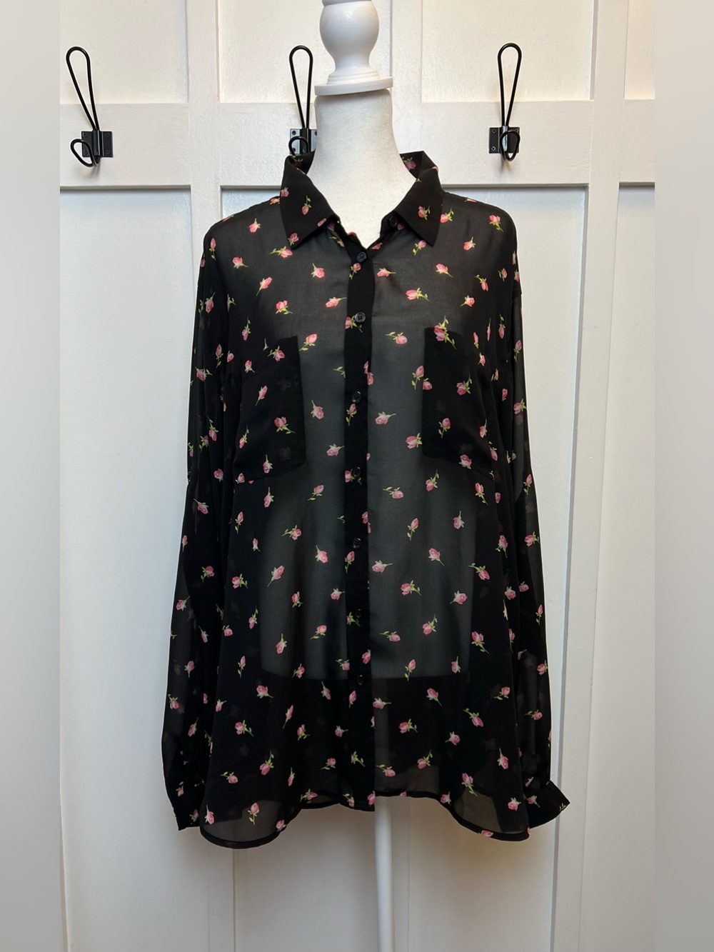 Victoria's Secret Rose Flower Sheer Long Sleeve Button Down Blouse Size XL Fairy - Picture 2 of 11